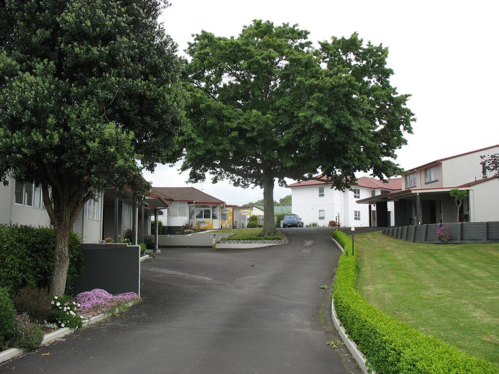 Touchwood Motor Lodge Pukekohe Extérieur photo