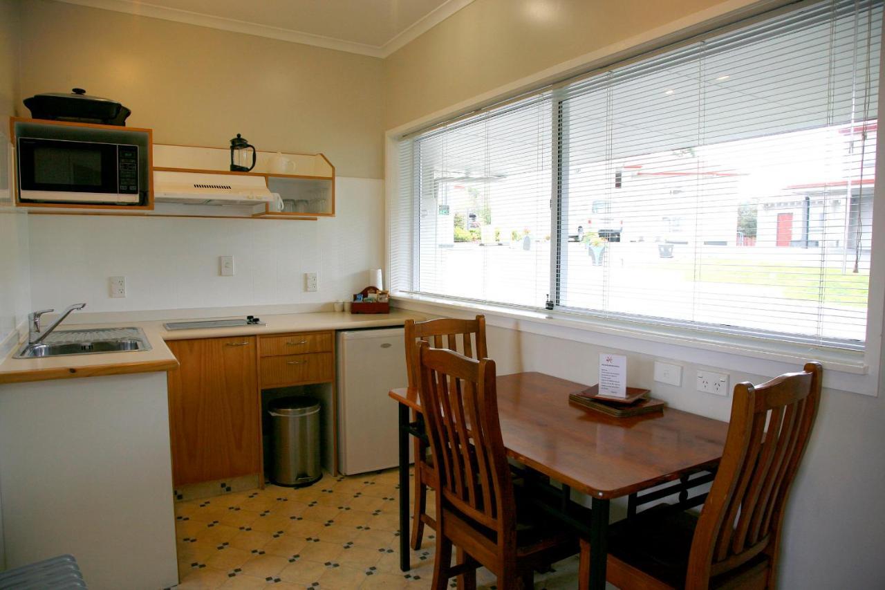 Touchwood Motor Lodge Pukekohe Extérieur photo